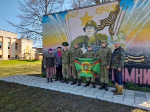 Пограничники Мозыря приняли участие в республиканском субботнике