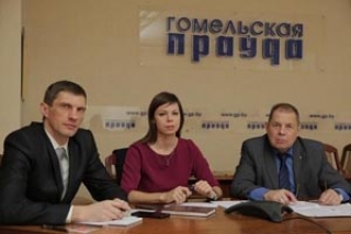На прямой линии “Гомельскай праўды” — главный правовой инспектор труда областного объединения профсоюзов  